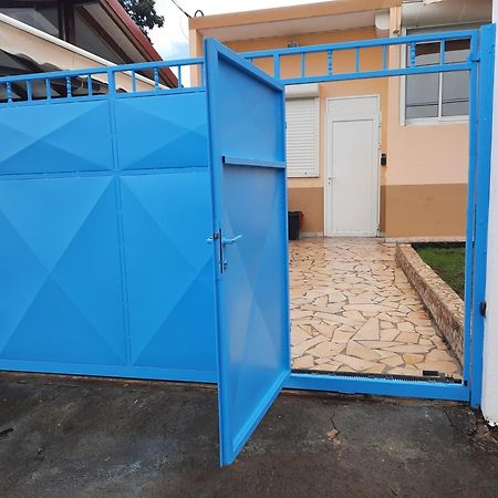 Studio Avec Piscine Privee, Idealement Situe Saint-Claude Zewnętrze zdjęcie
