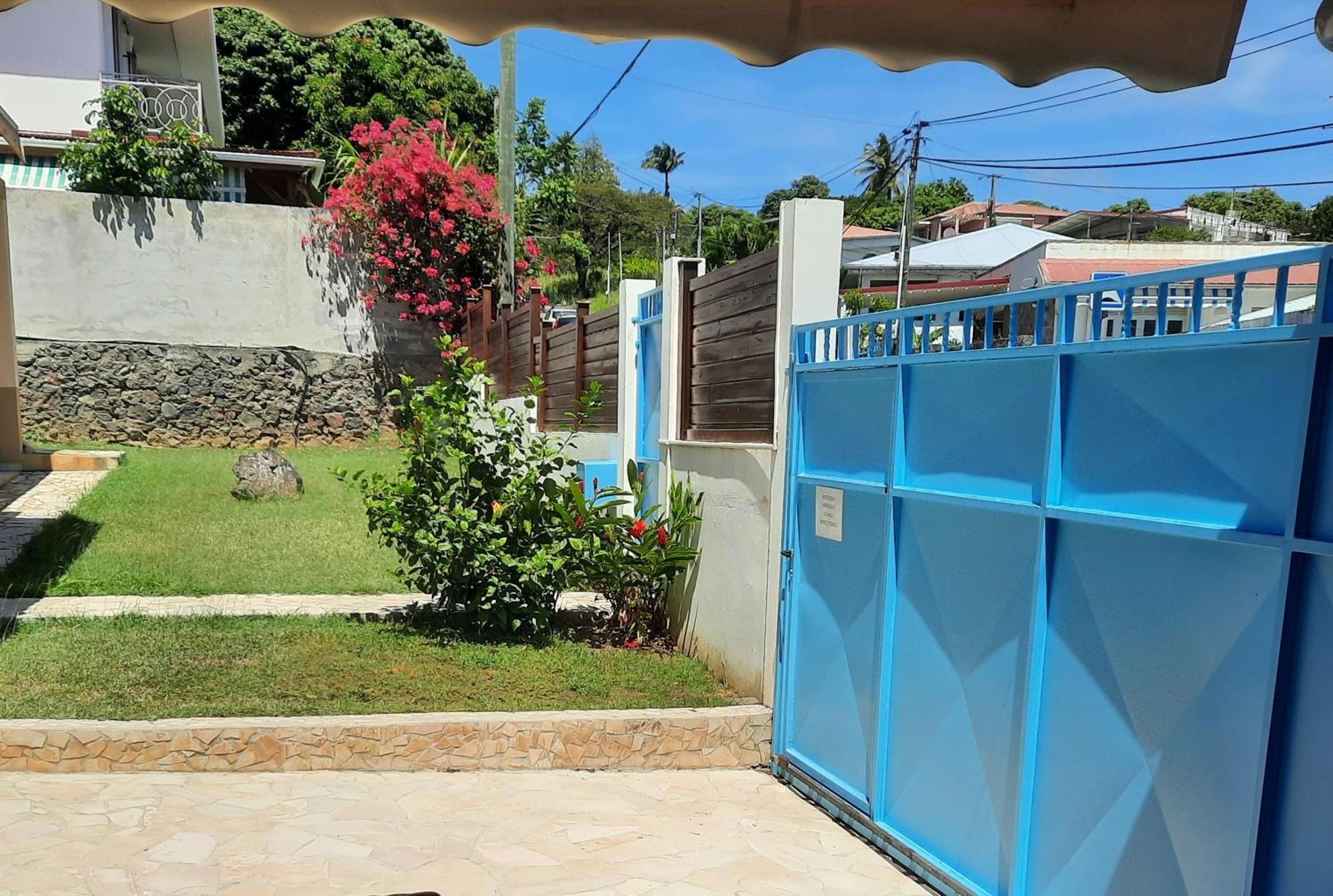 Studio Avec Piscine Privee, Idealement Situe Saint-Claude Zewnętrze zdjęcie